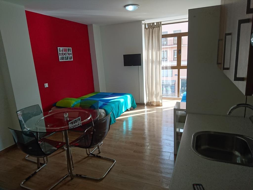 Cinque Terre Apartments Madrid Exterior photo